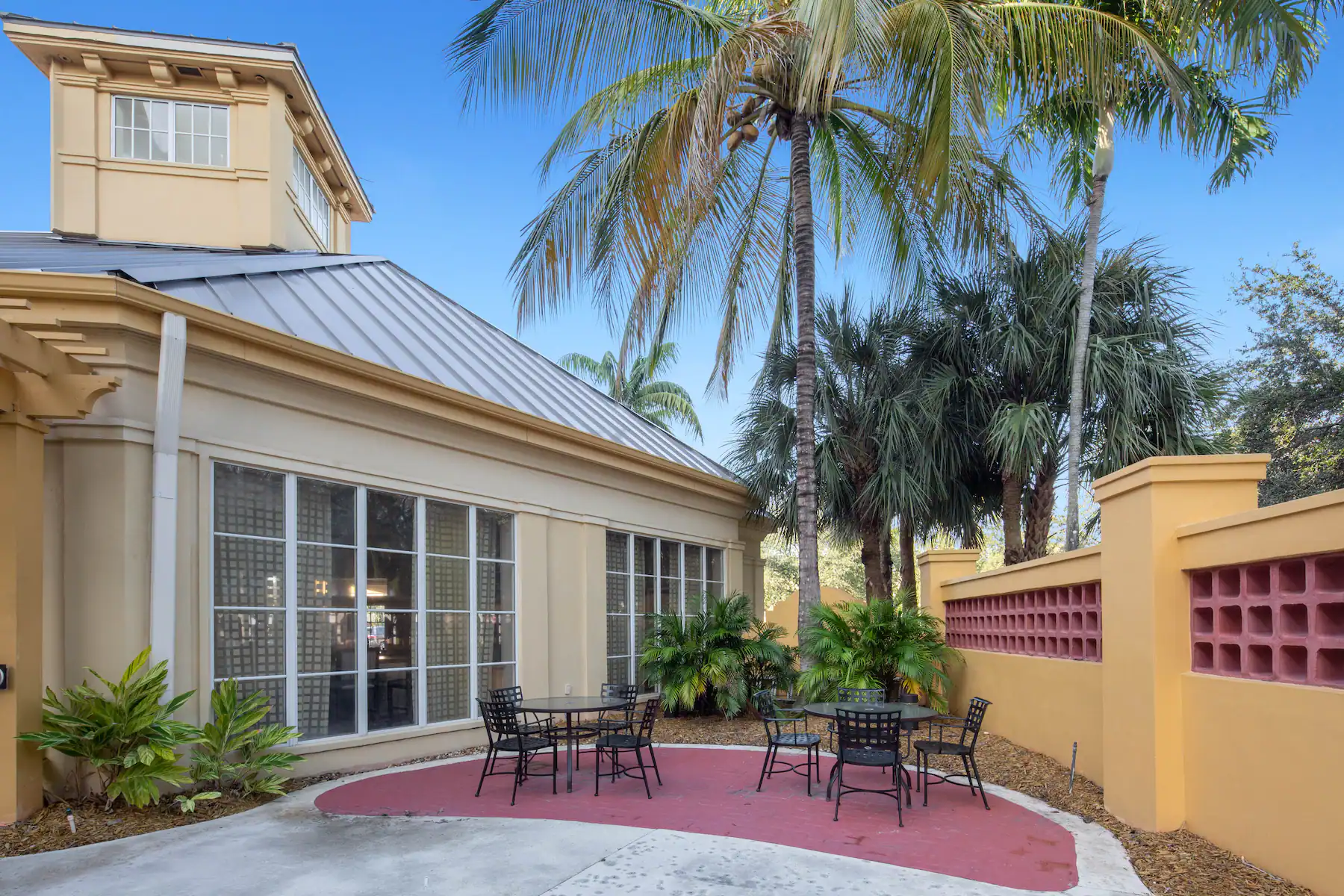 La Quinta Inn & Suites Miami Airpot